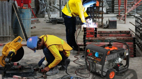 escena-motosoldadoras-2